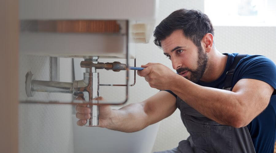 Garbage disposal repair in Mexico, ME